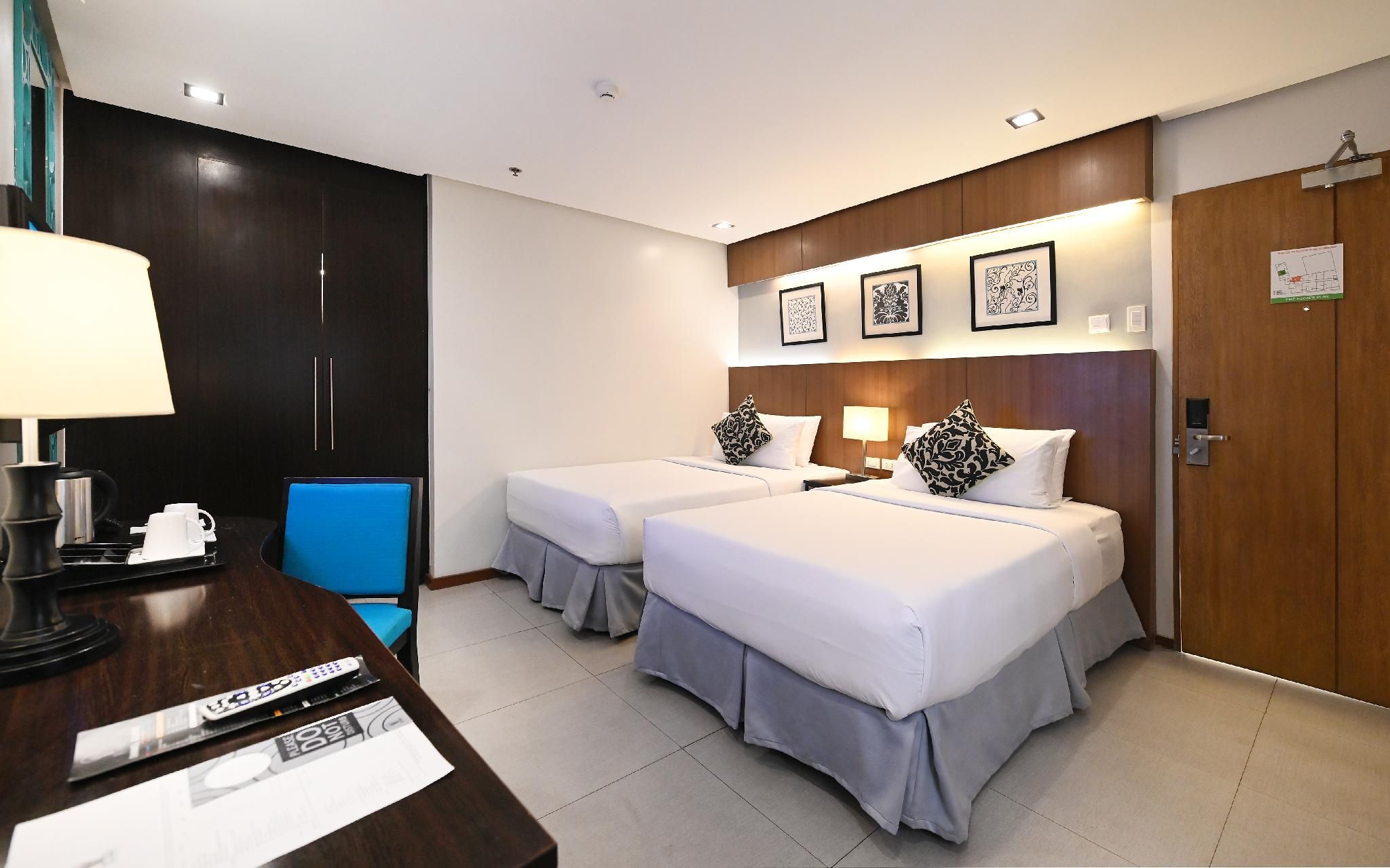 undefined St. Mark Hotel 5