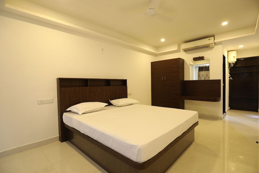 undefined Hotel Rydham 5