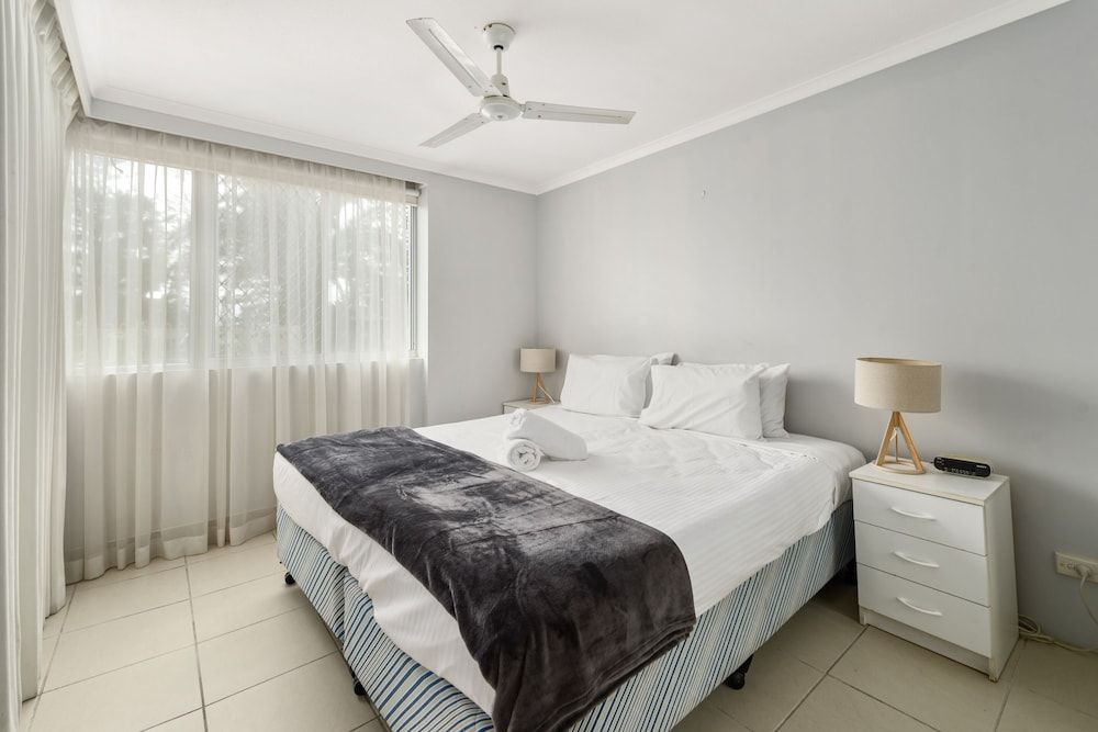 Apartment, 1 Bedroom, Pool View