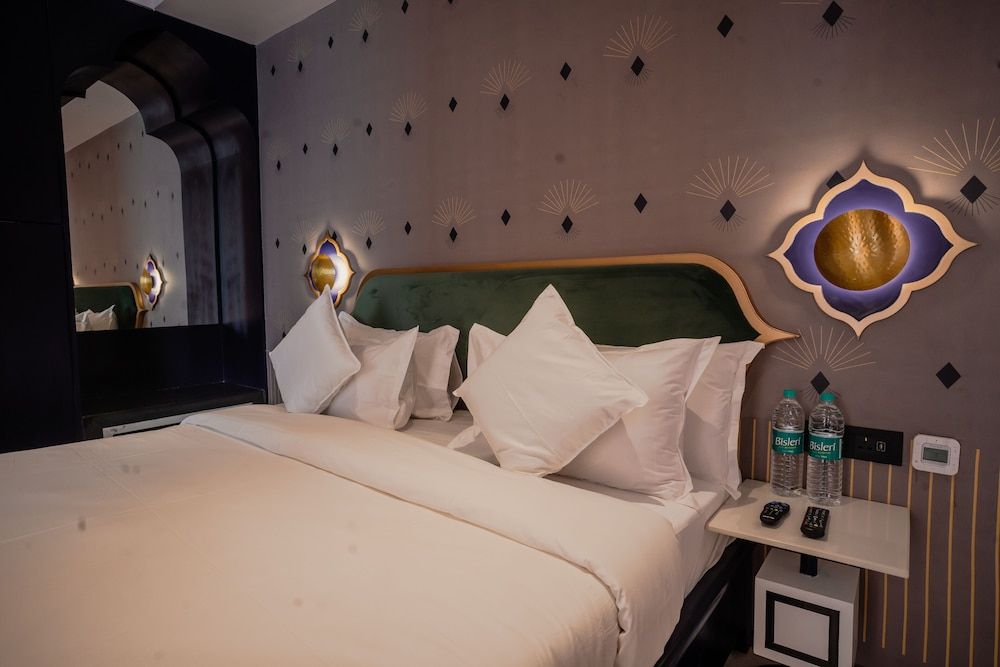 Deluxe Room, Balcony