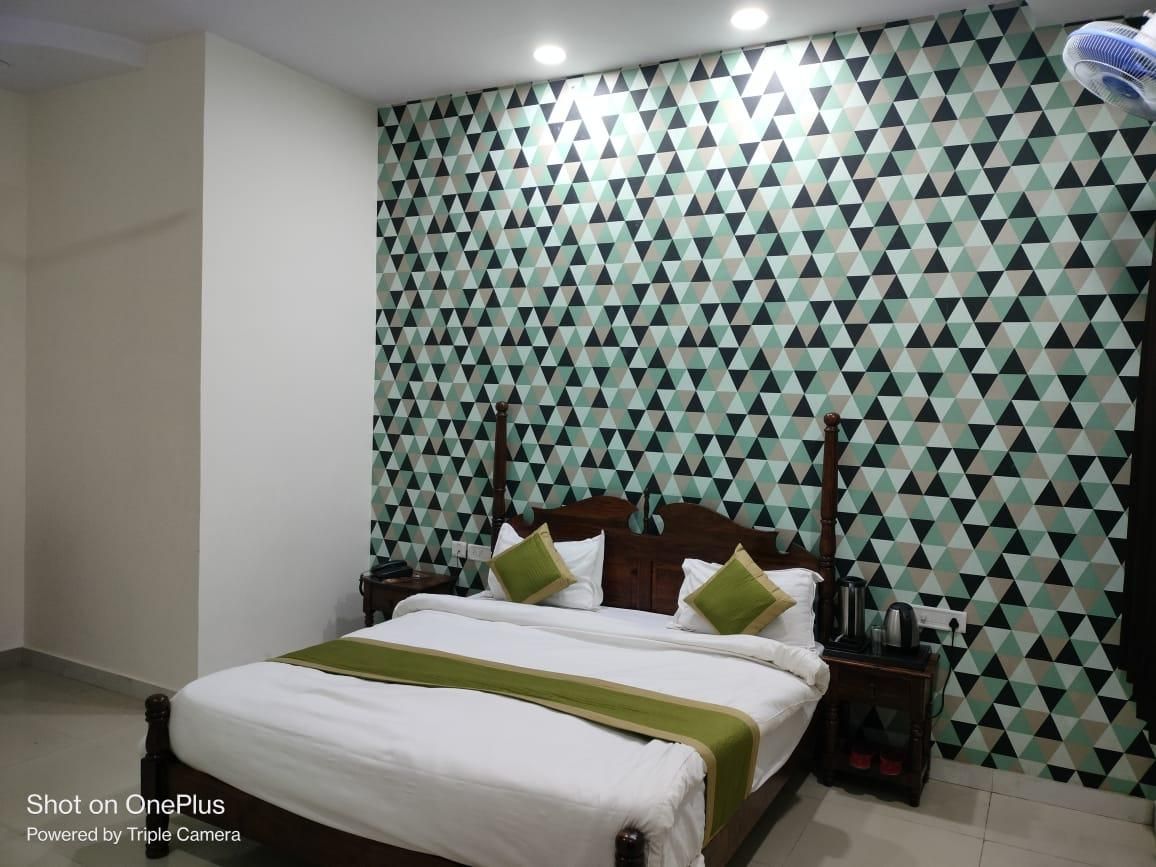 Super Delux Room