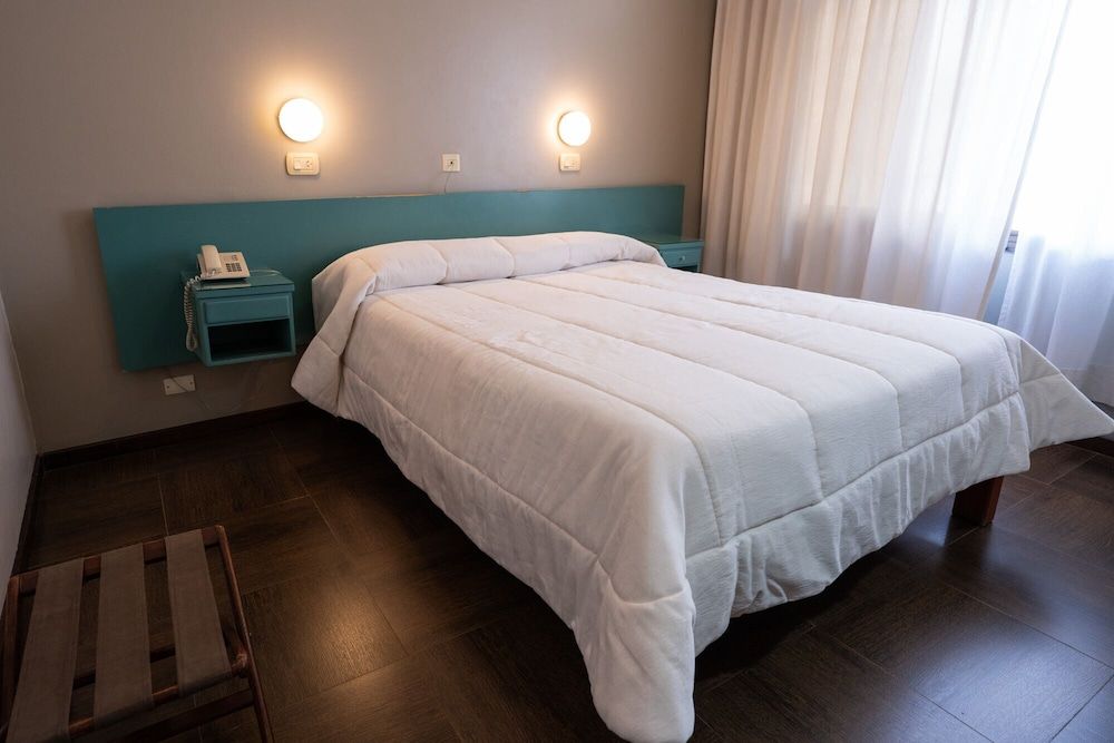 Hotel Posada Del Sol Standard Room, 1 Queen Bed 9