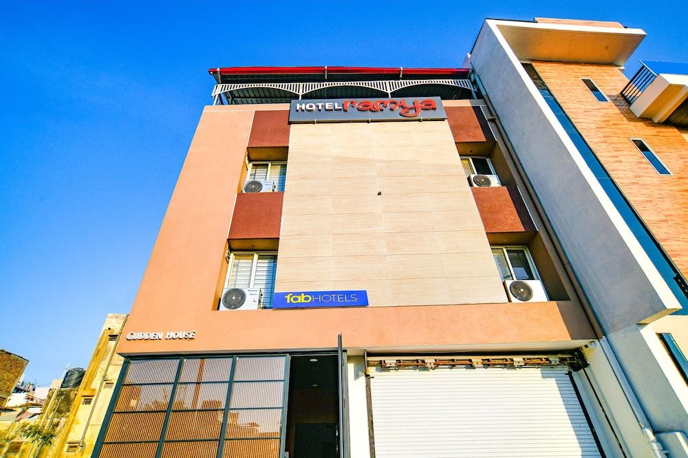 undefined Fabhotel Ramya