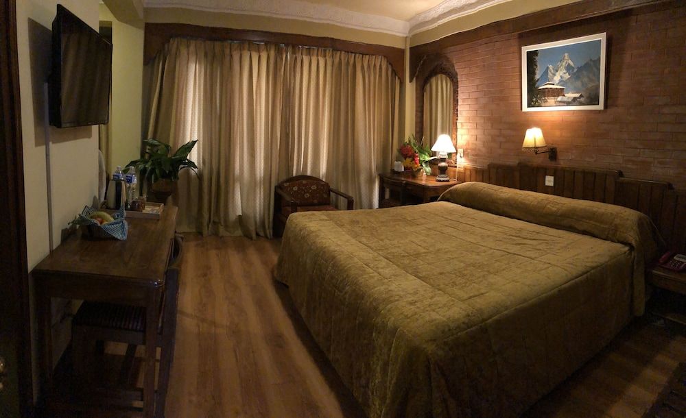 Nirvana Garden Hotel Deluxe Double Room 3