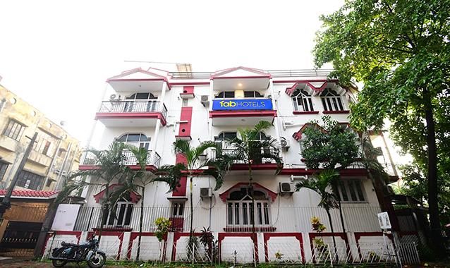 Fabhotel Saltlake Regency