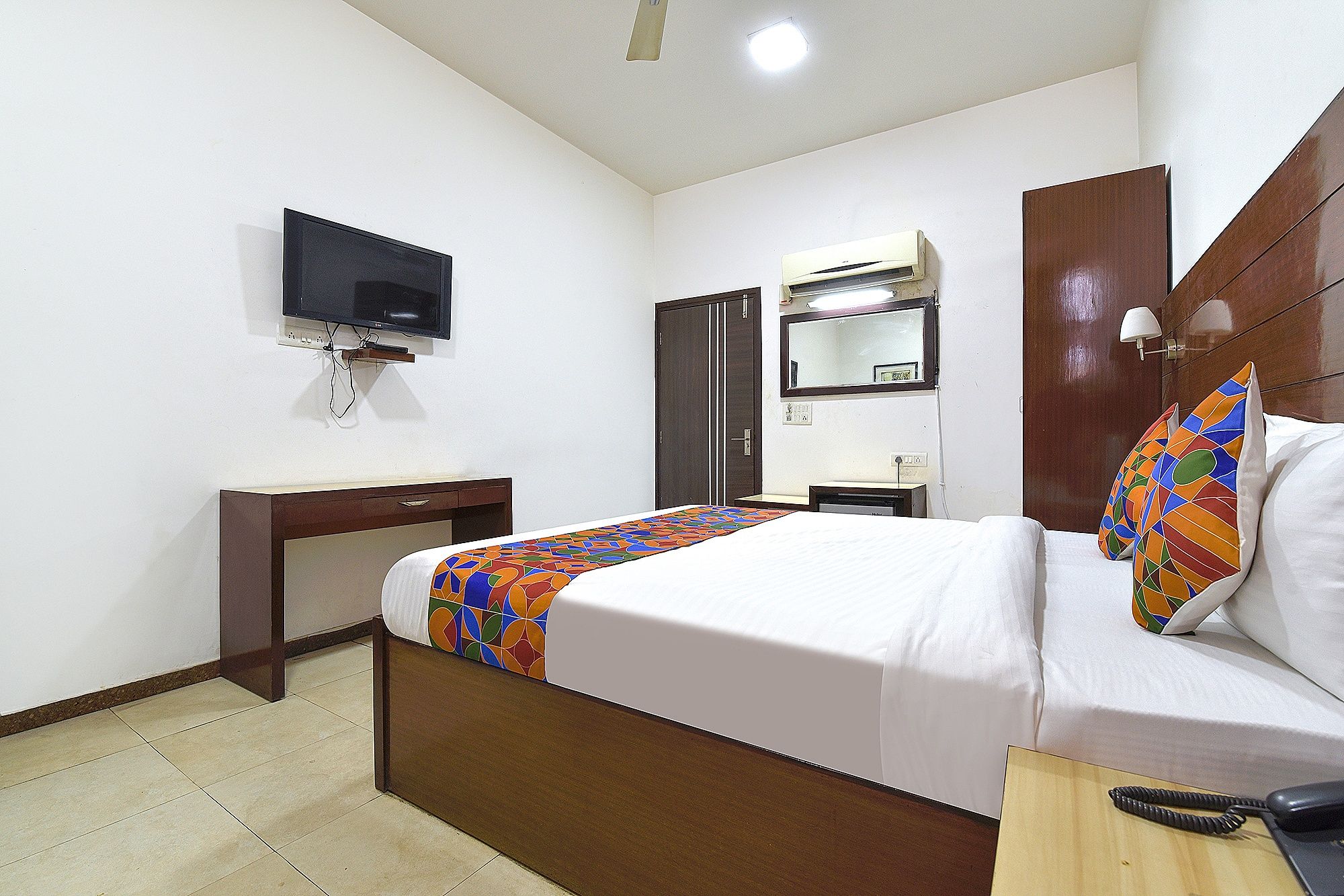 Fabhotel Jaipur Casa Deluxe Room 7