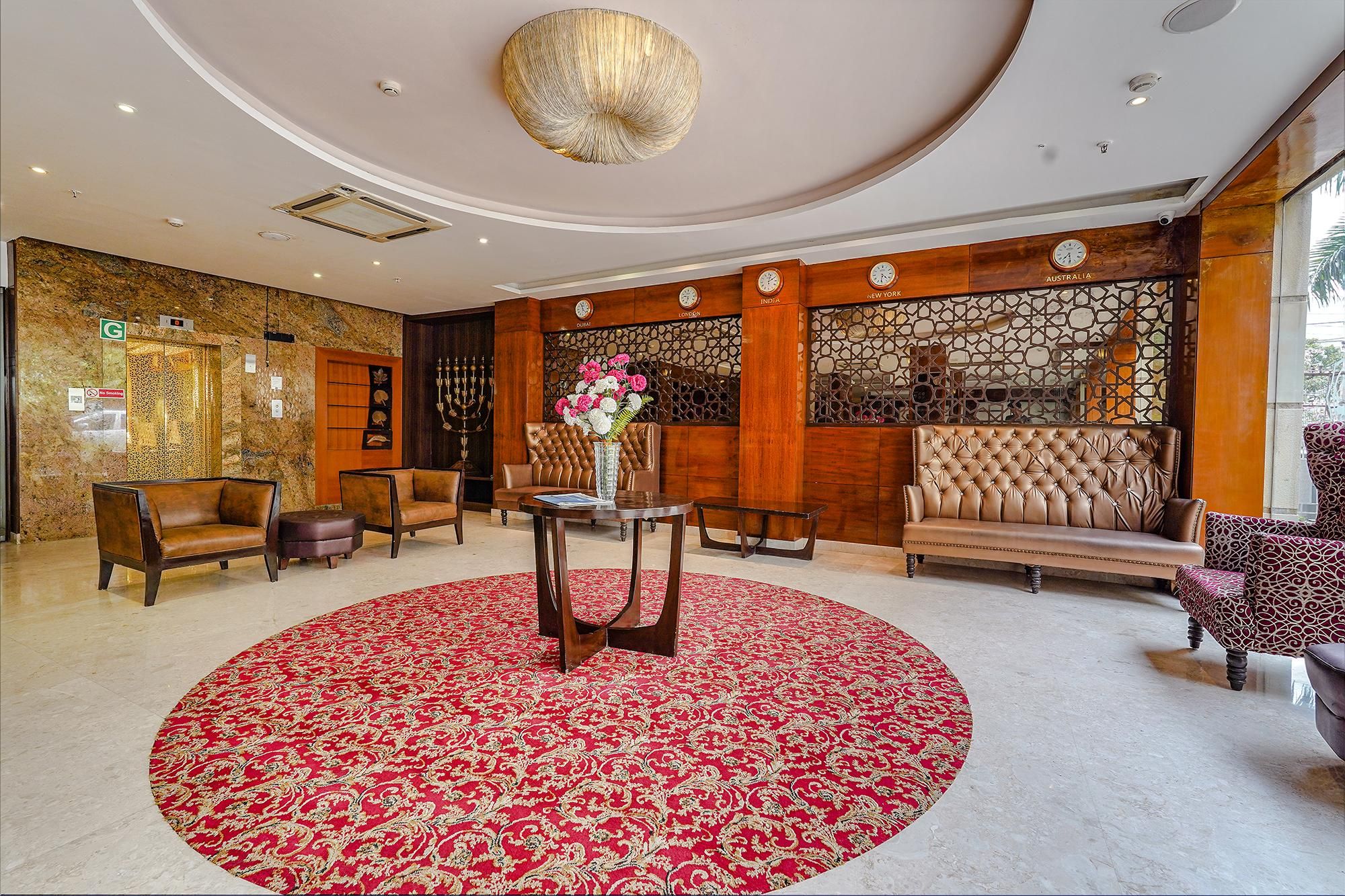 undefined Fabhotel Chris 3