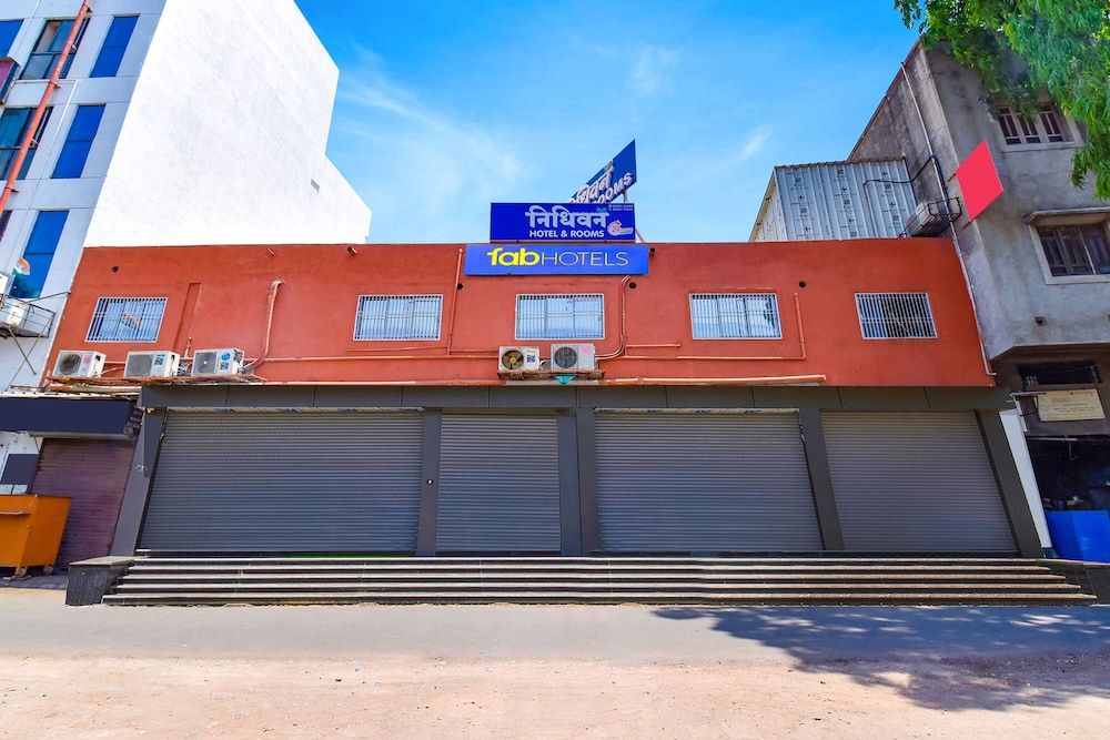 FabHotel Nidhivan - Nr.Sarvottam The Restaurant (250M)