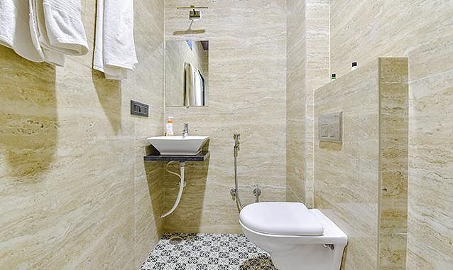 Fabhotel Vaibhavya Premium Room 6