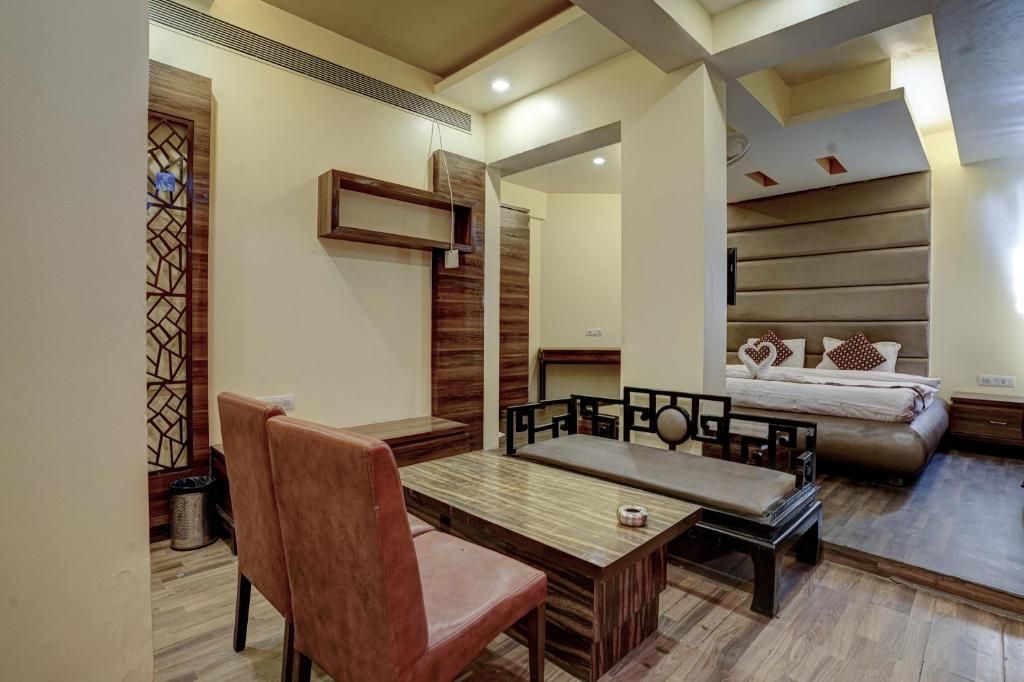 Hotel R R Suites - Dombivali Thane Superior Queen Room 10