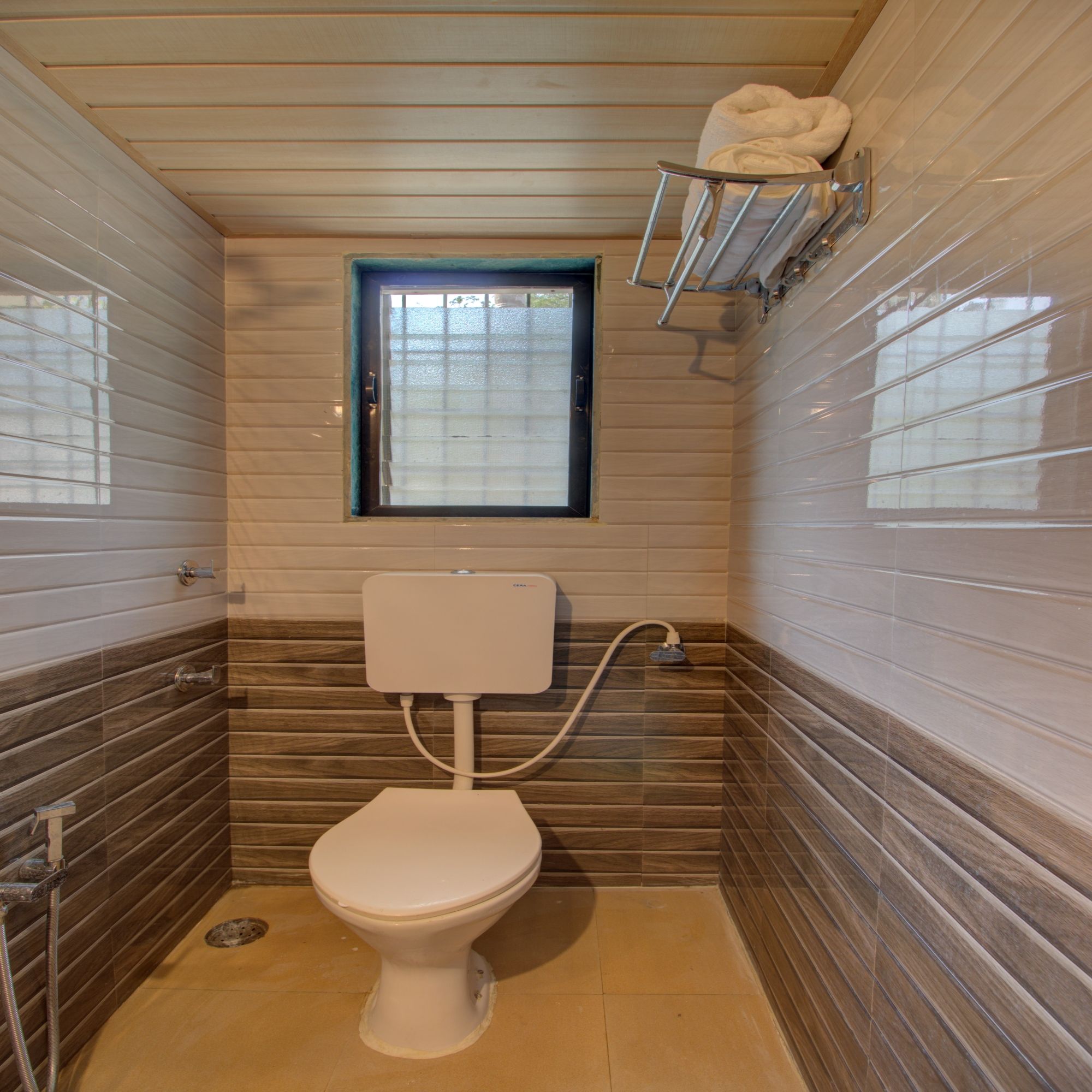 Hotel Snehaprabha - Near to Nagaon Beach Alibaug Couple Room (2 Person) 9