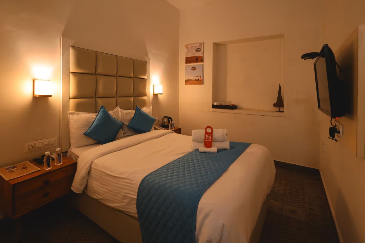 Hinduja Haveli Gulab Sagar Deluxe Room 3