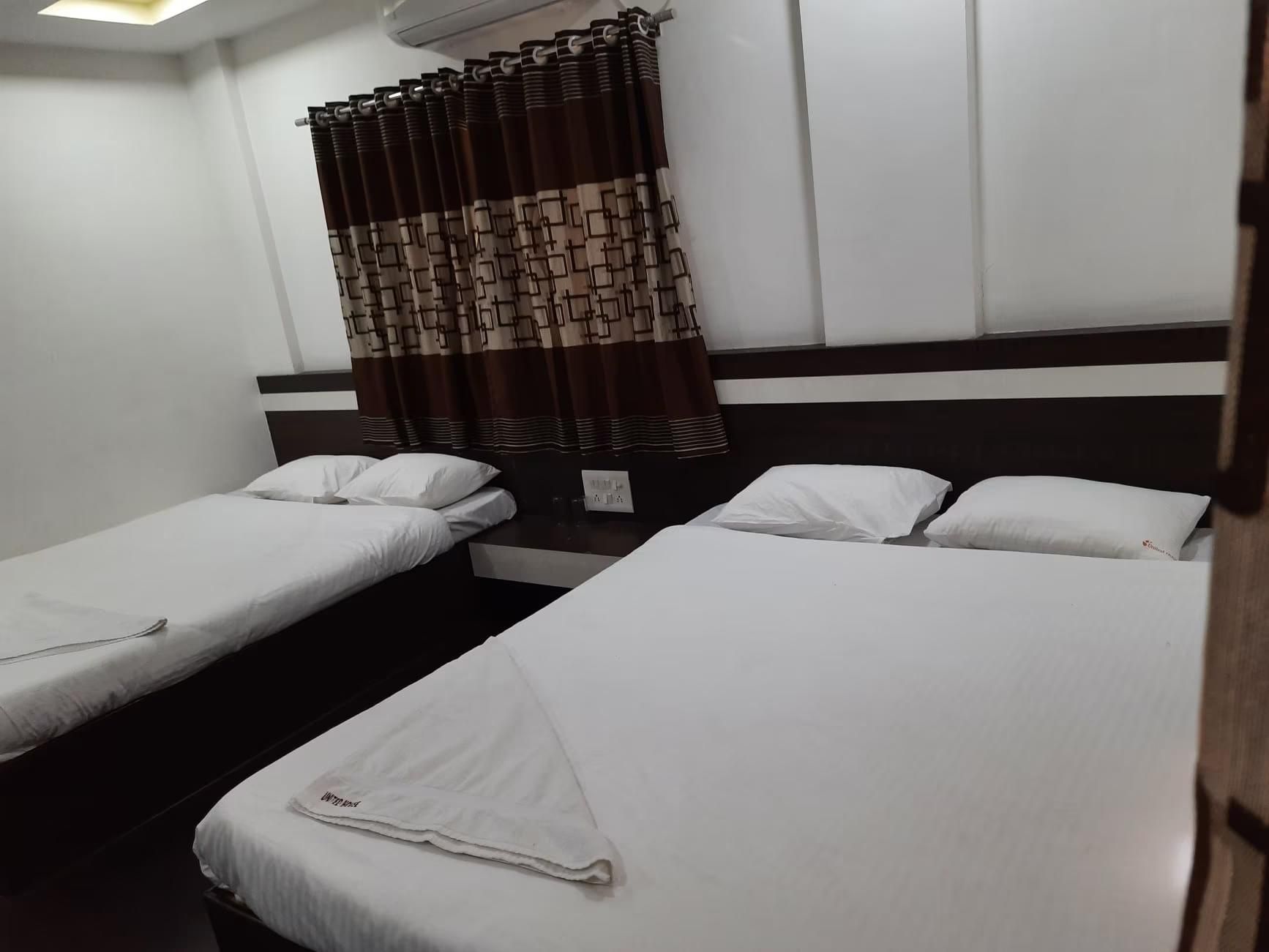 undefined Hotel United House 9