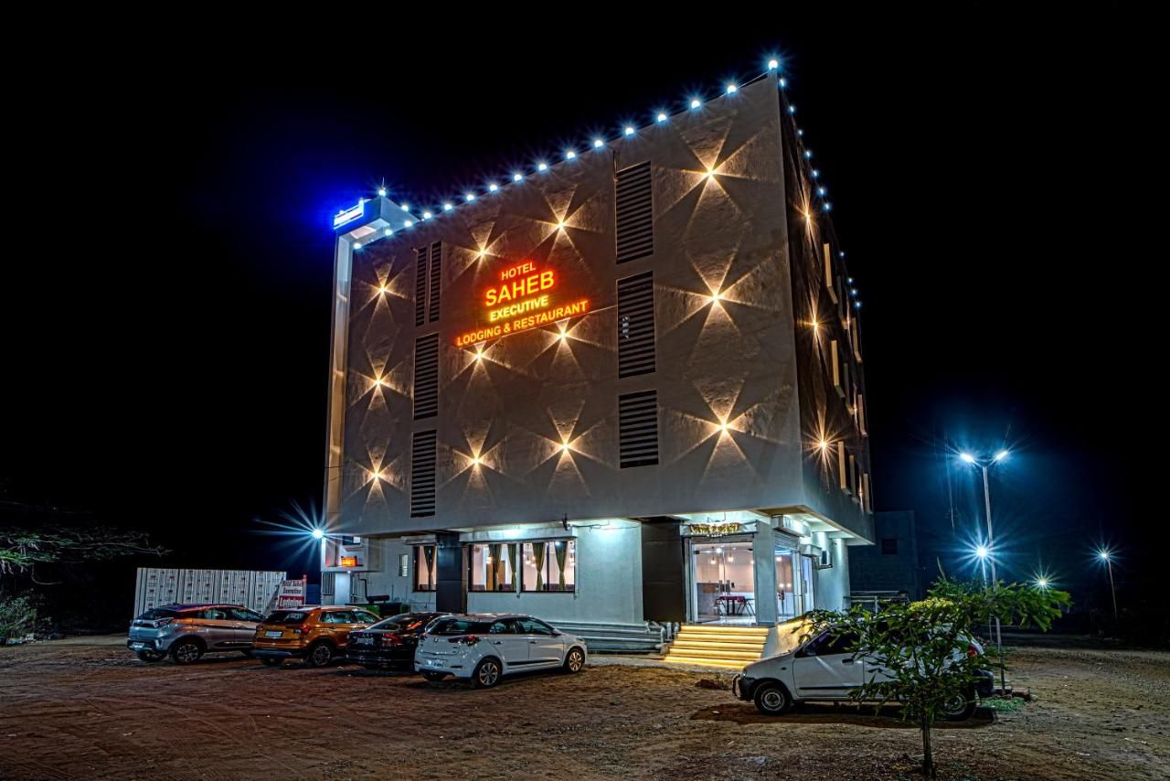 Hotel Saheb
