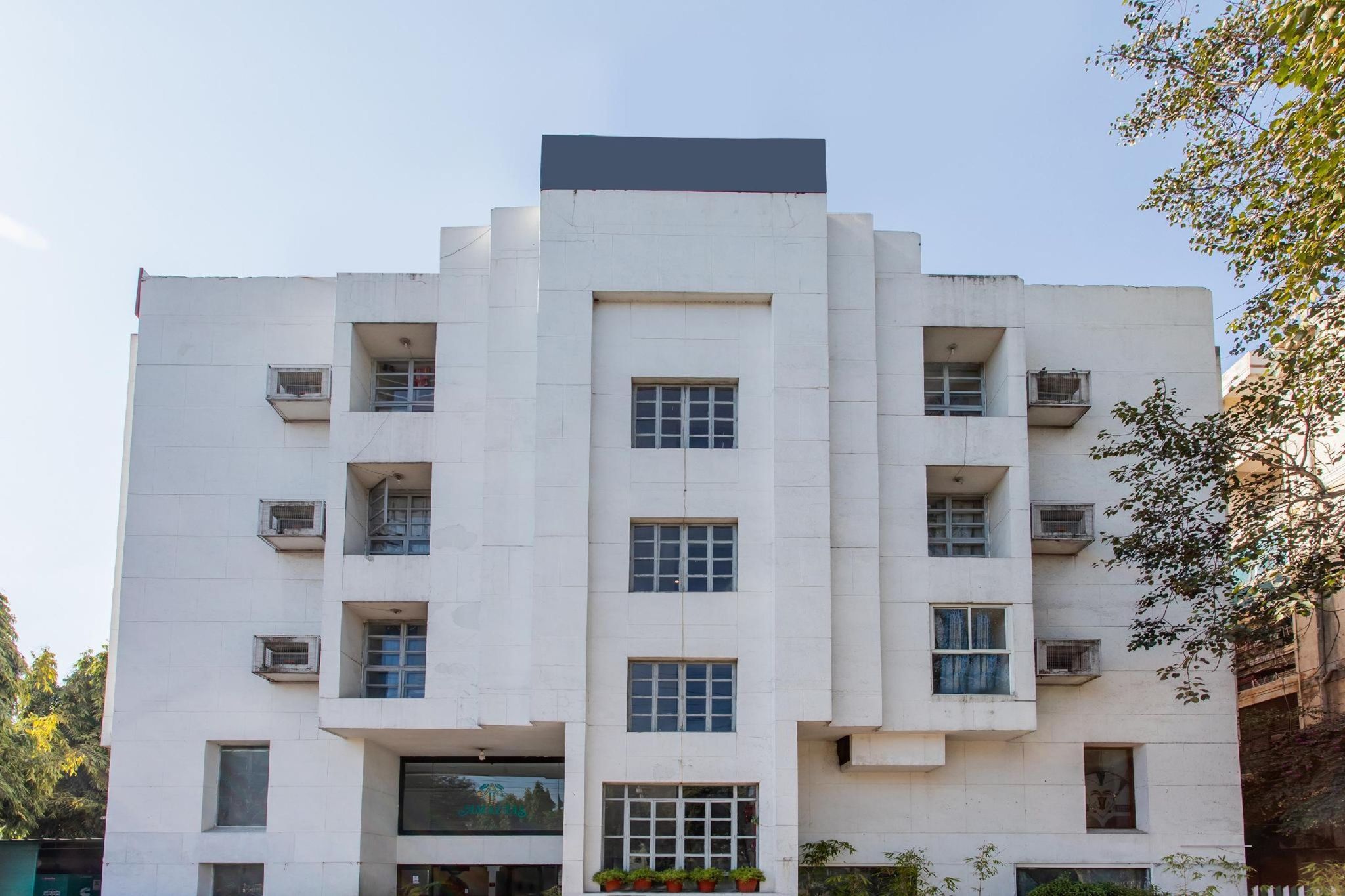 Hotel Amaltas International