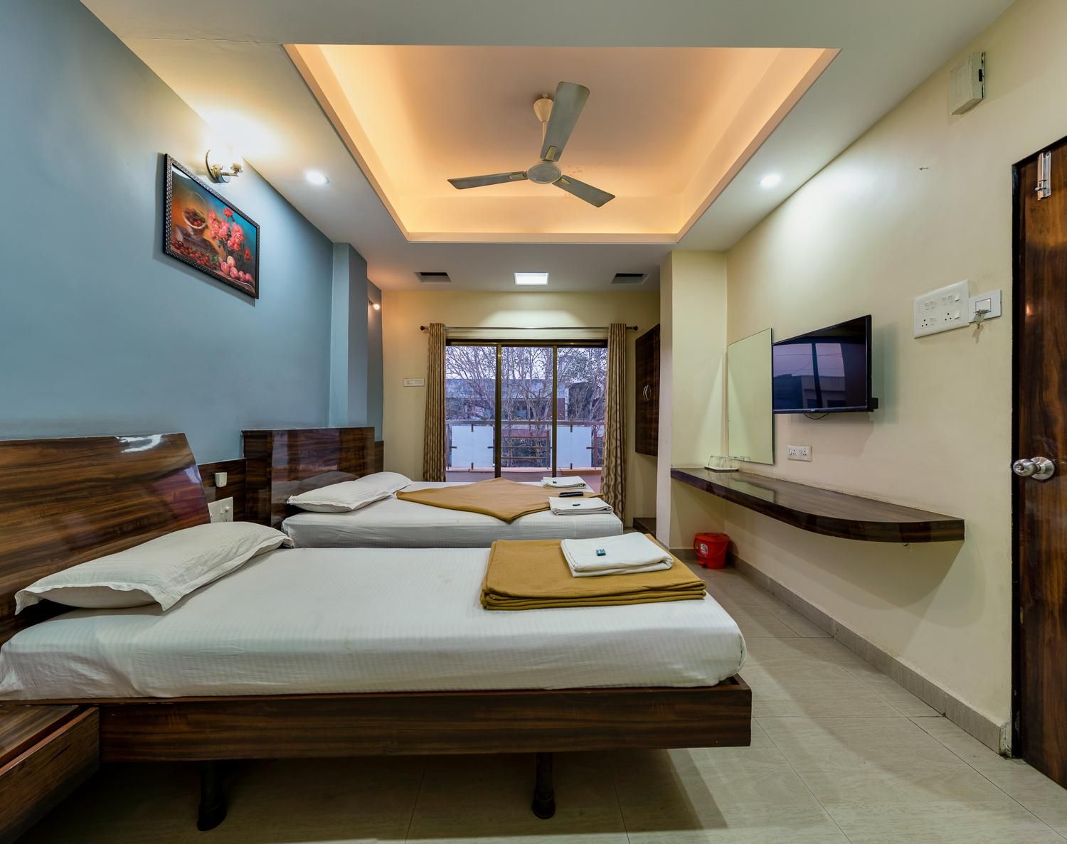 Triple Bed Ac Room