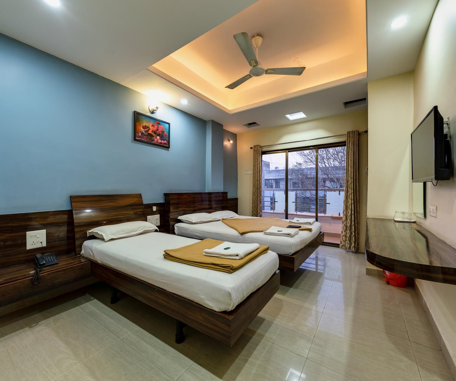 Triple Bed Ac Room