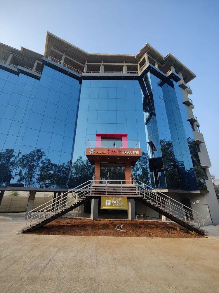 Hotel Amit Executive Inn