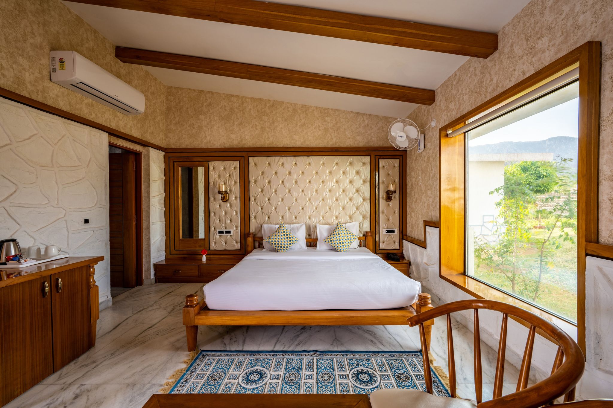 Super Deluxe Room