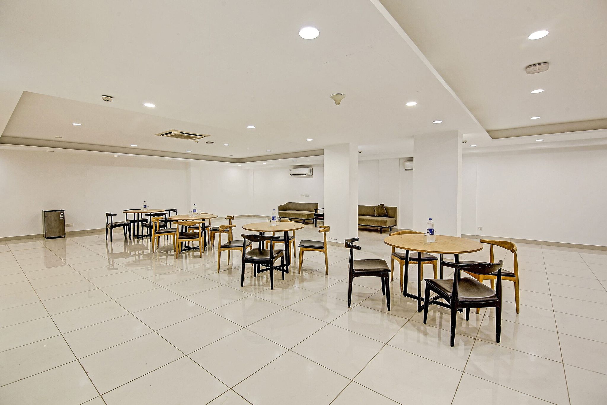 Food & Dining