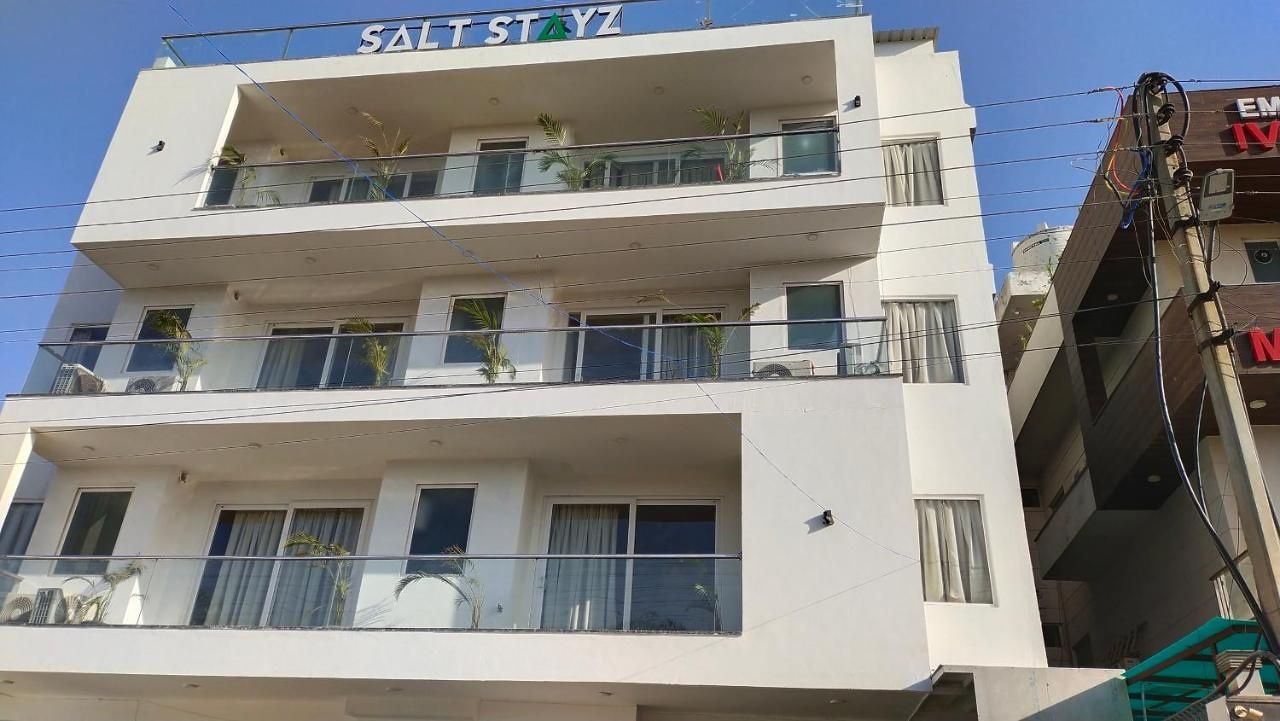 undefined Saltstayz Sector 52 6