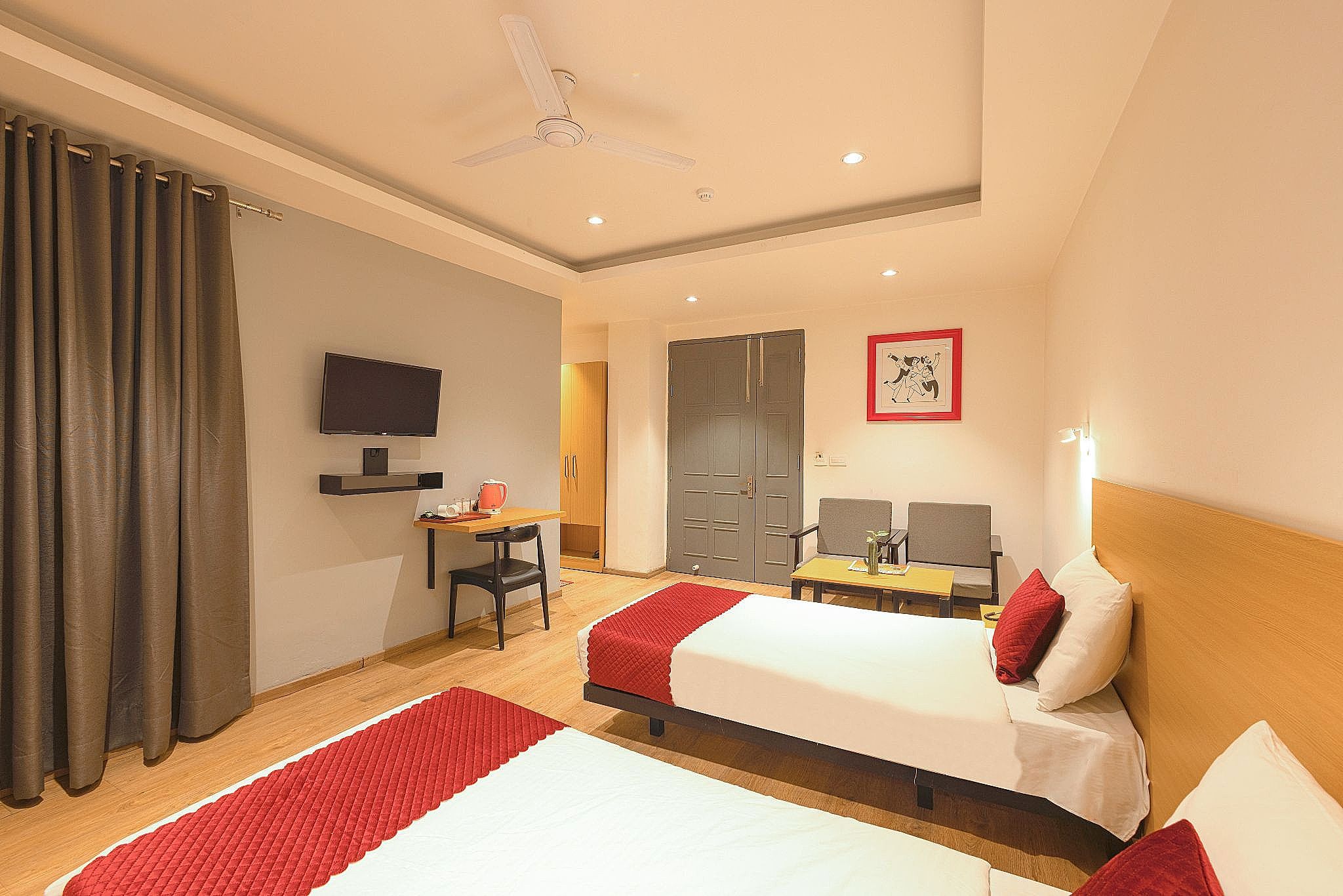Hotel Grand Tashree Deluxe Room 2