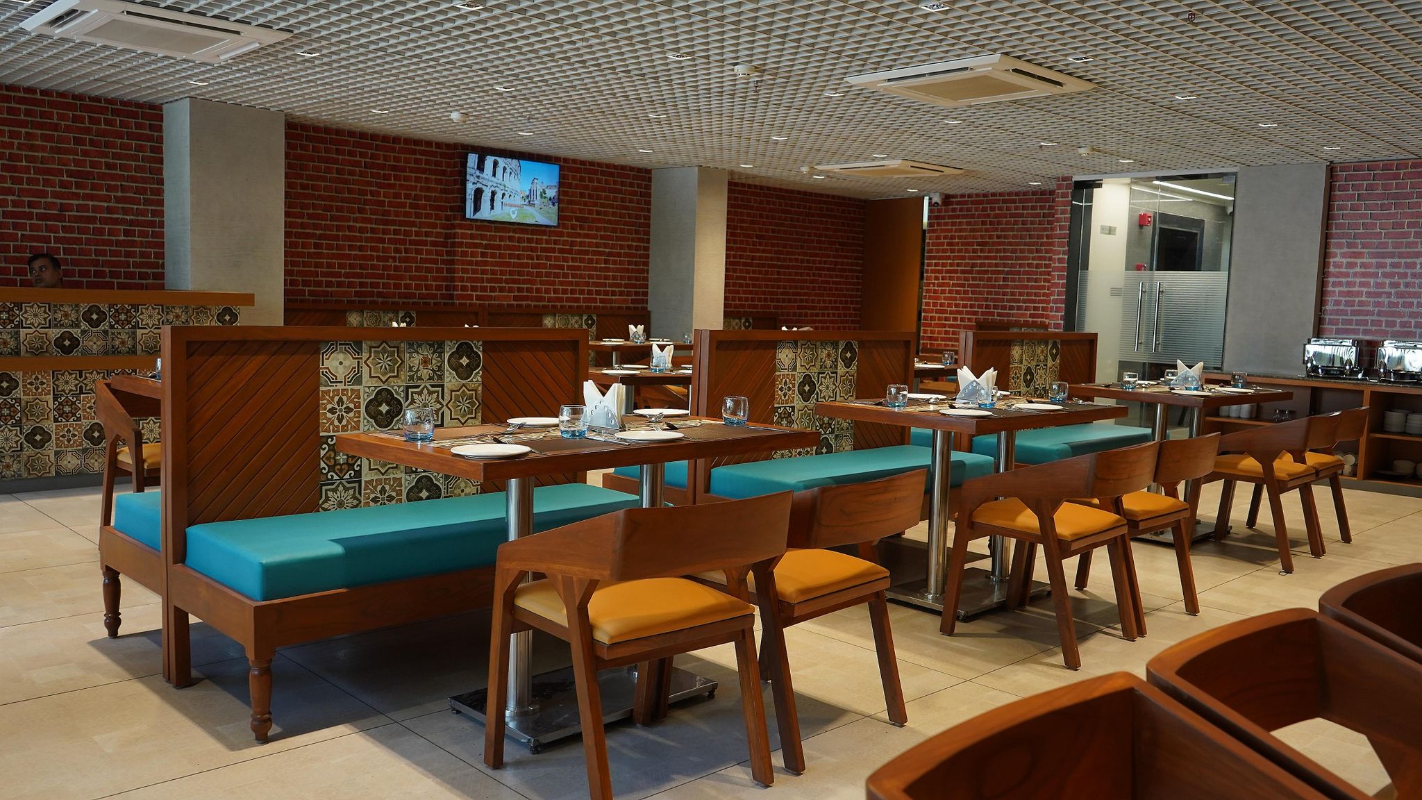 Food & Dining