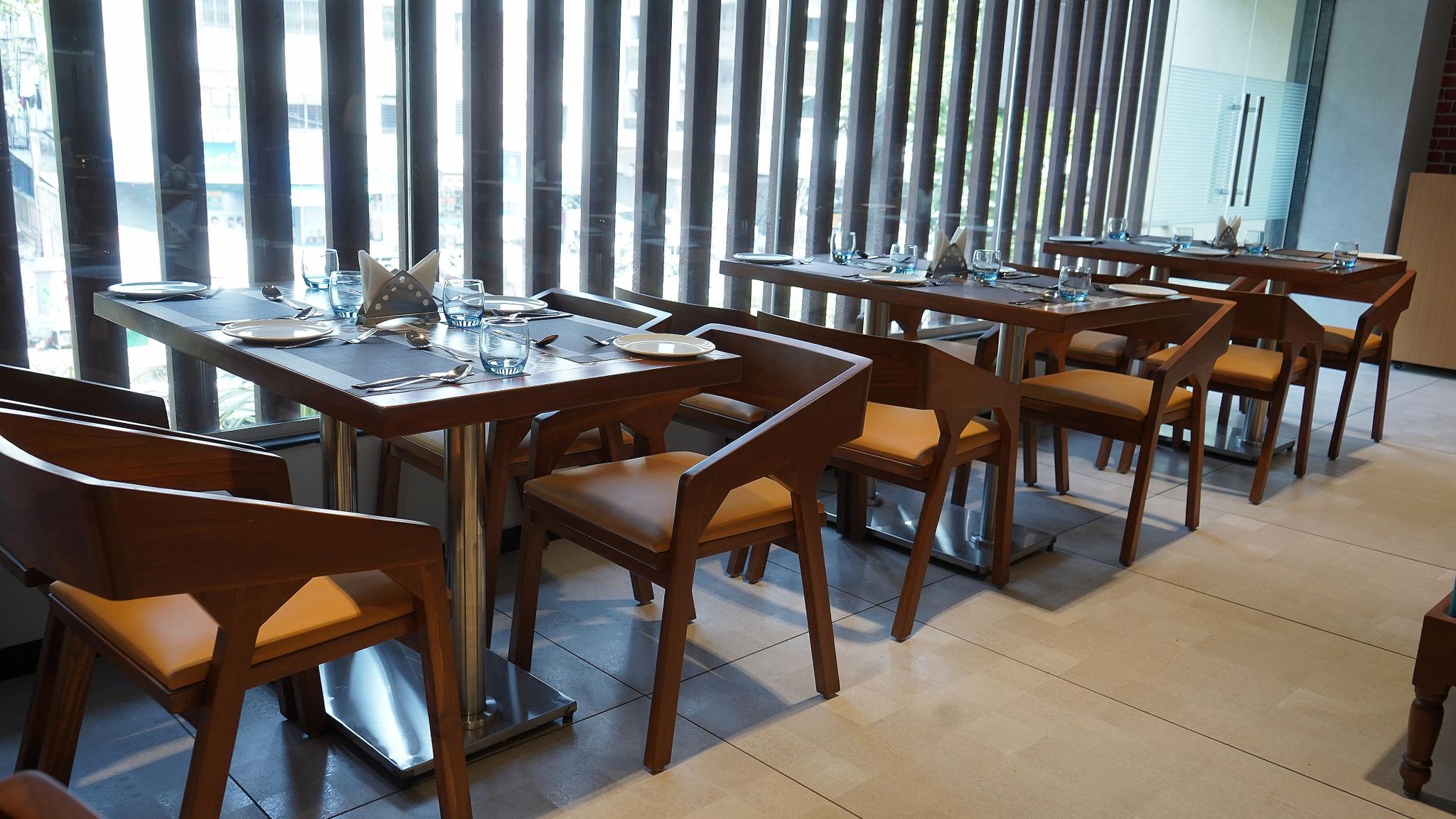 Food & Dining