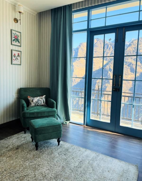 Faraway Cottages Luxury Room 3