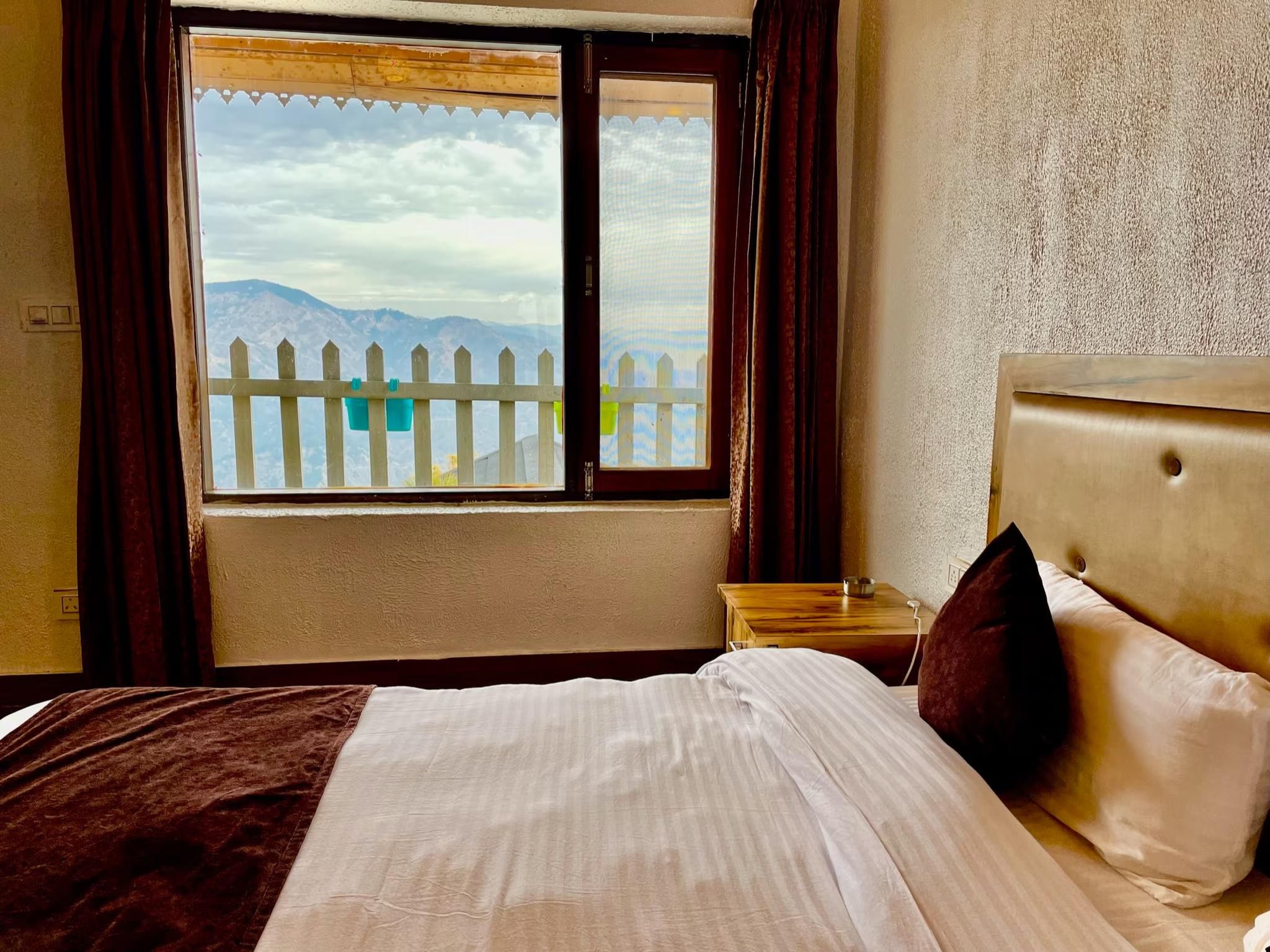 Sylvan Resorts Container Forest View Room