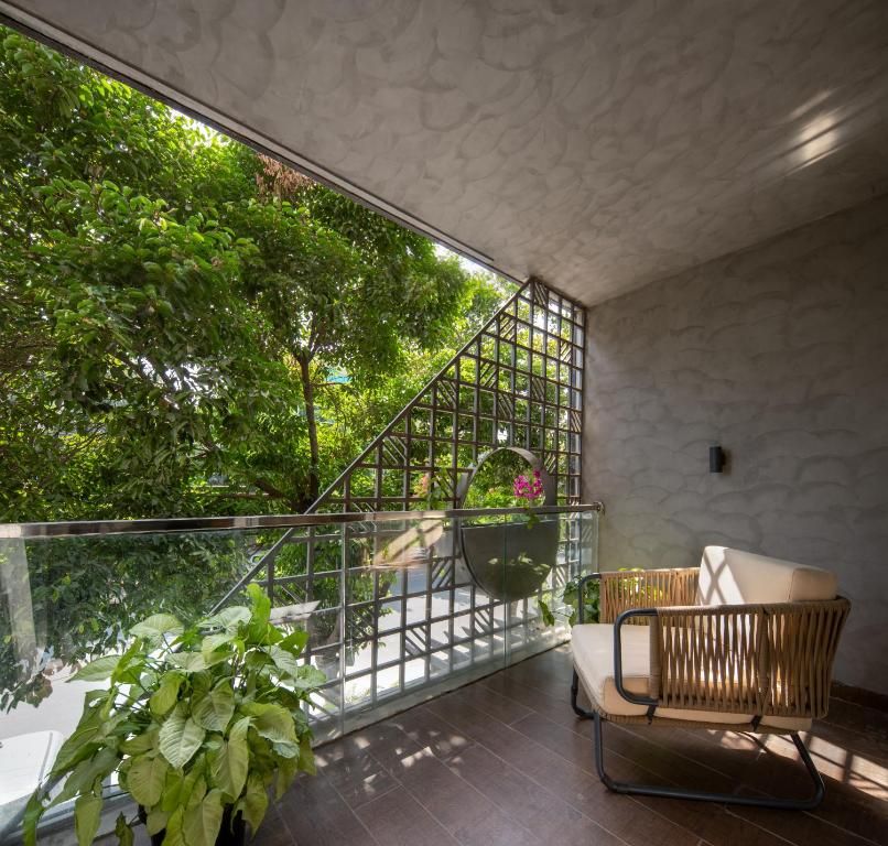 The Aldott Cyber City Prime Deluxe 2