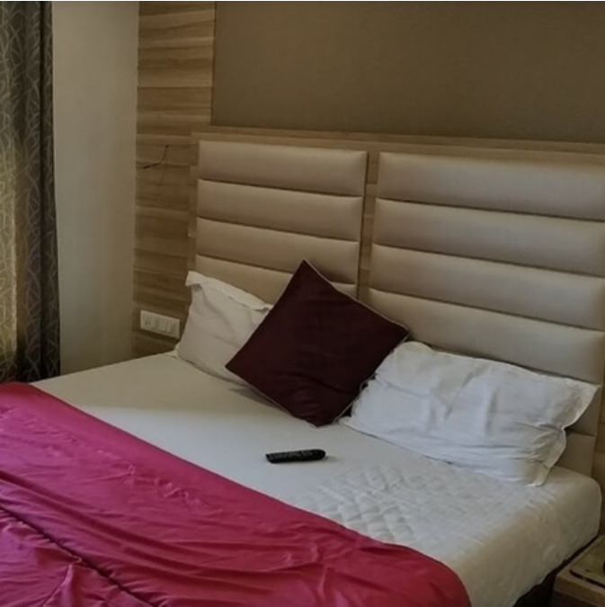 Deluxe Double Bed A/C Room