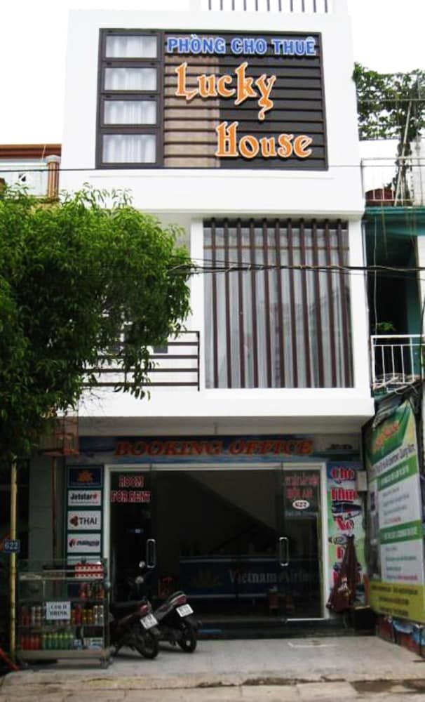 undefined Lucky House Hotel 4