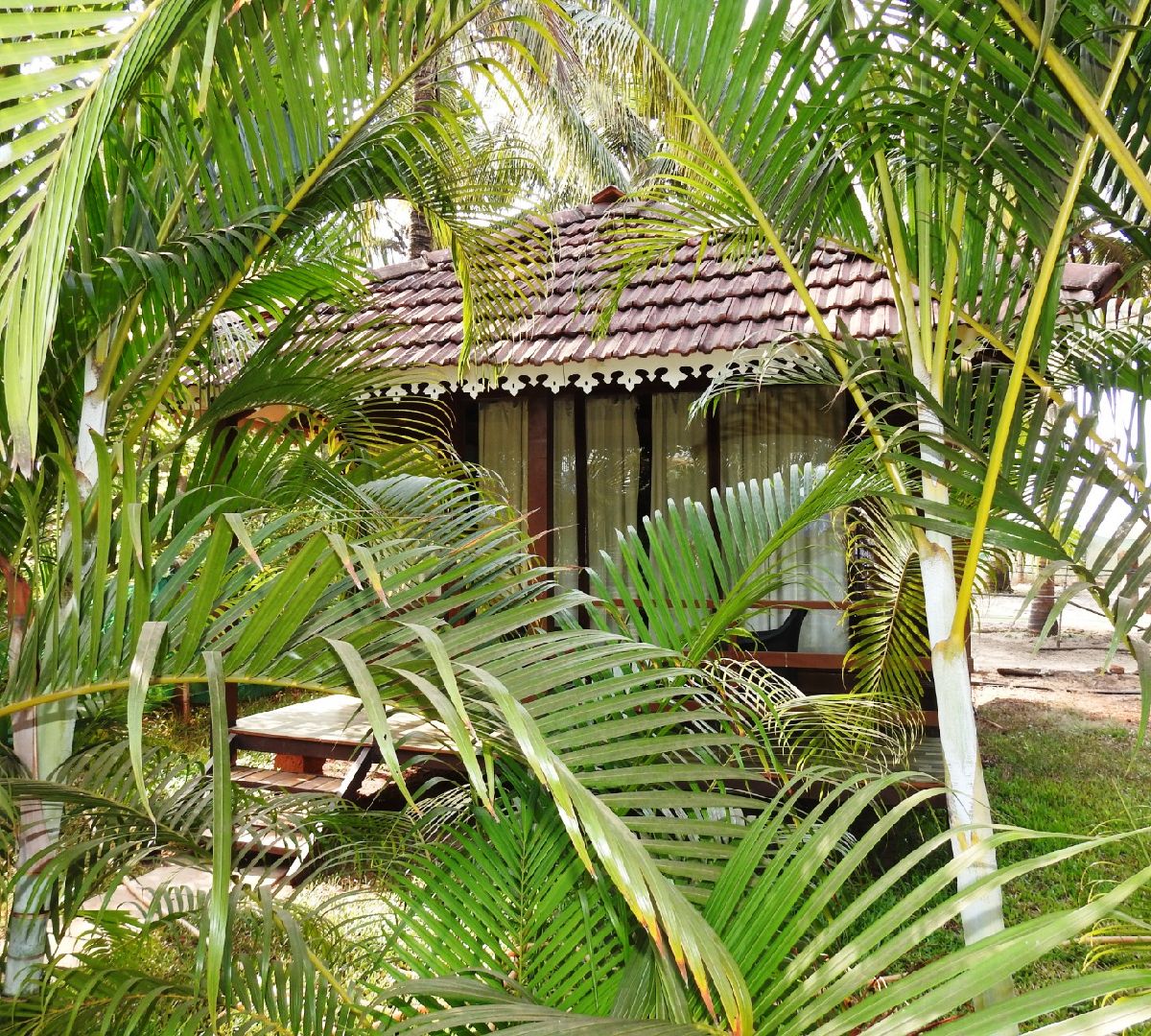 undefined Green Ivy Resort 6