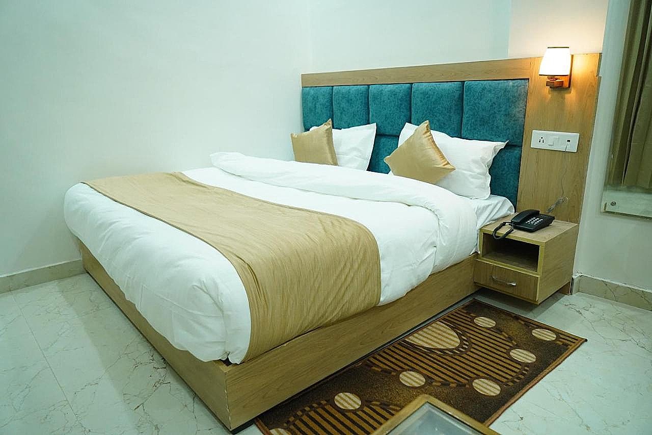 Hotel JSR Residency by AKC Hotels