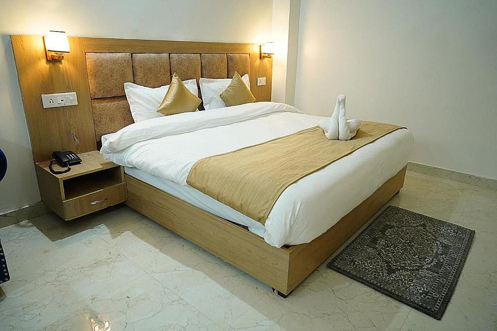 Hotel JSR Residency by AKC Hotels