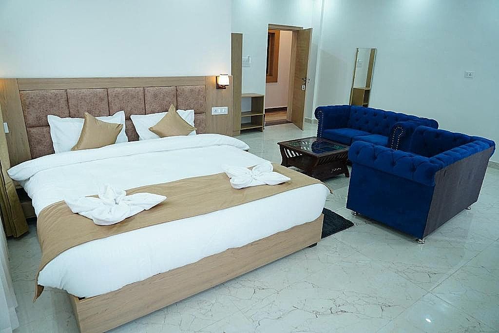 undefined Hotel JSR Residency by AKC Hotels 8