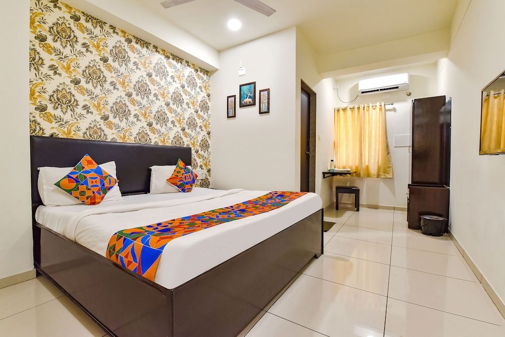 FabHotel Infinity - inside Infinity Arcade Pratapnagar Deluxe Room 5
