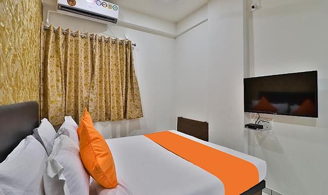 FabHotel Infinity - inside Infinity Arcade Pratapnagar Deluxe Room 4