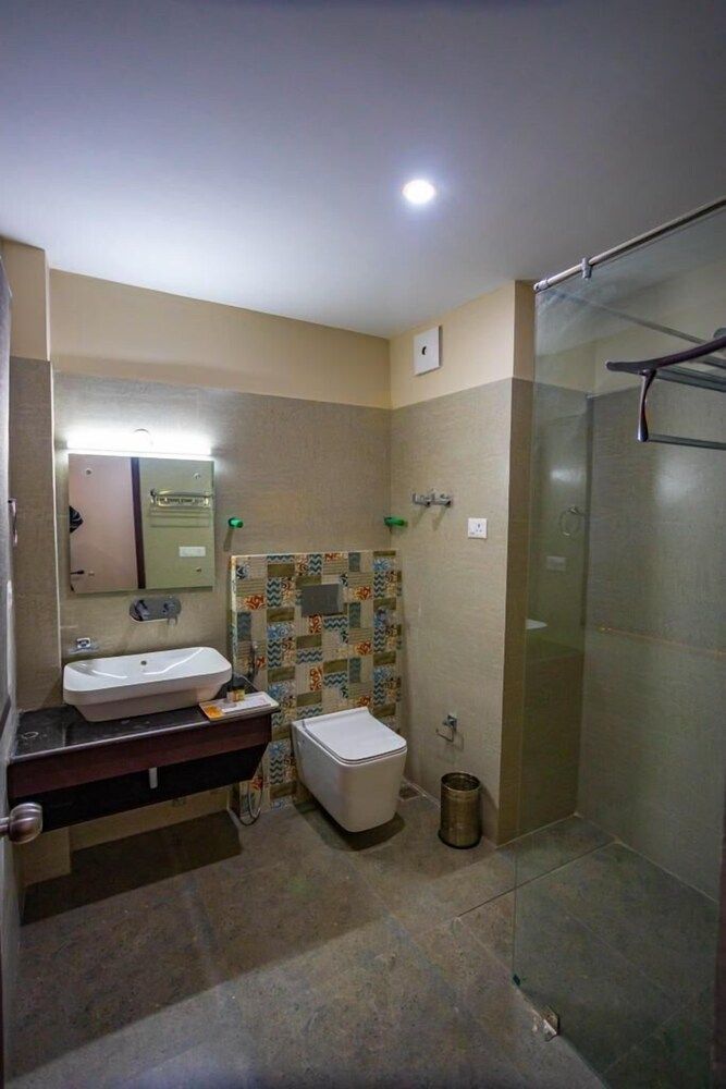 Hotel Karma Residency Deluxe Room 11