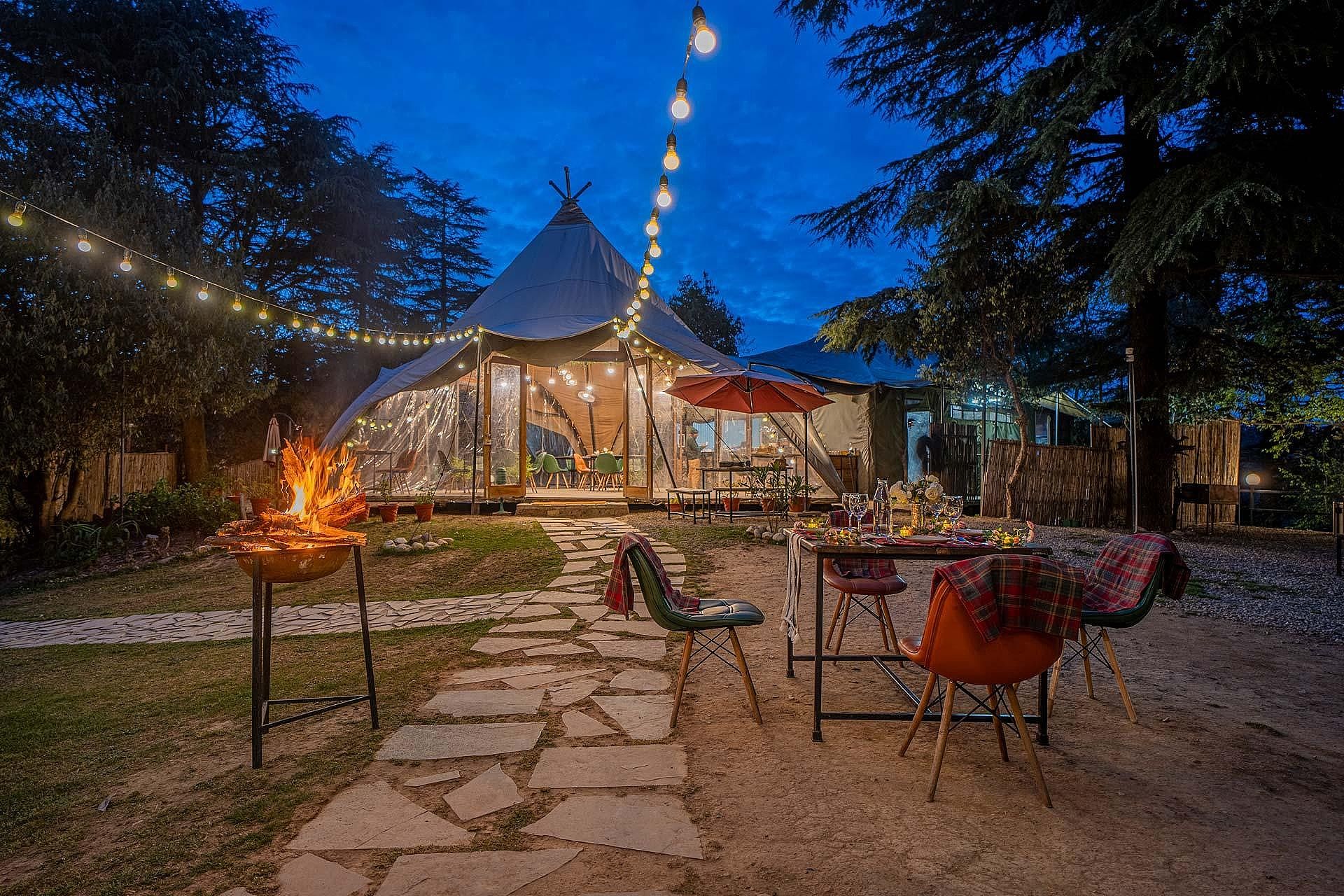 Everest Base Camp, Near George Everest House (Luxe Cottages) 