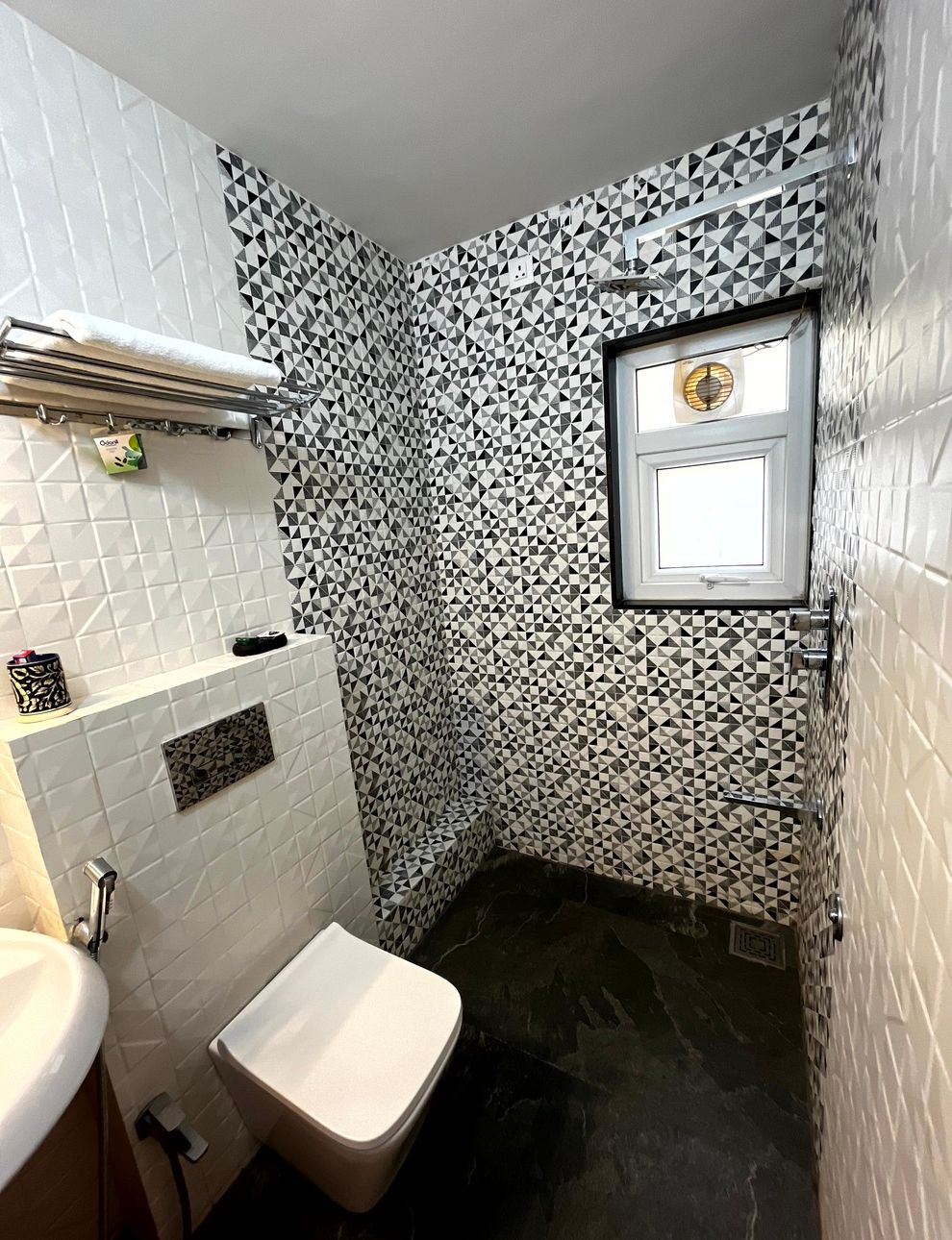 2 BHK Duplex with Balcony