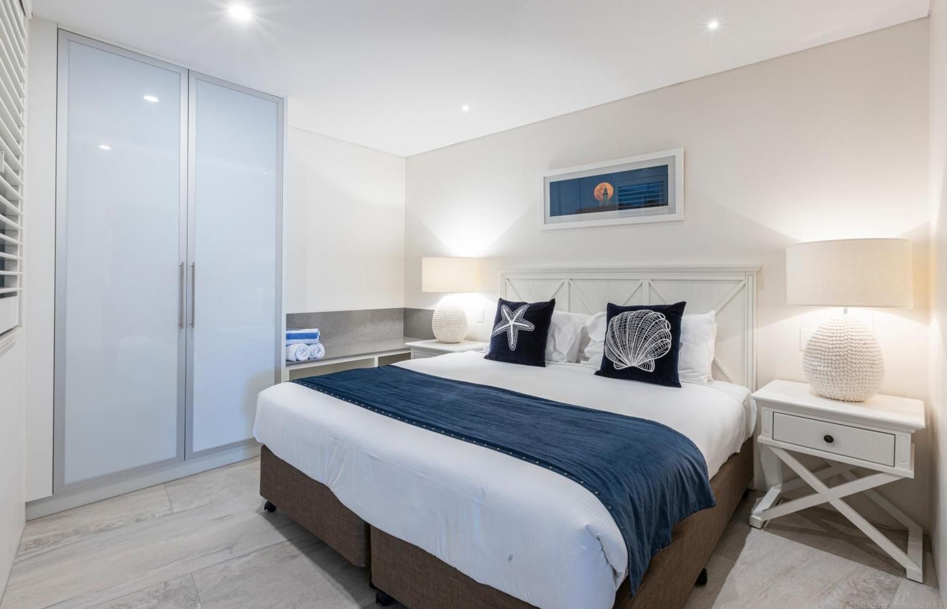Deluxe Two-Bedroom Beachfront Apartment - Ground Floor (Apt 3)