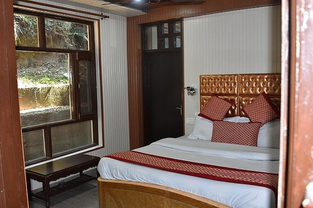 Hotel Fontana Standard Room 23