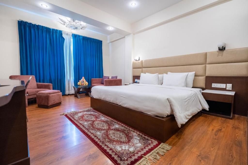 Superior Room with Mountain View