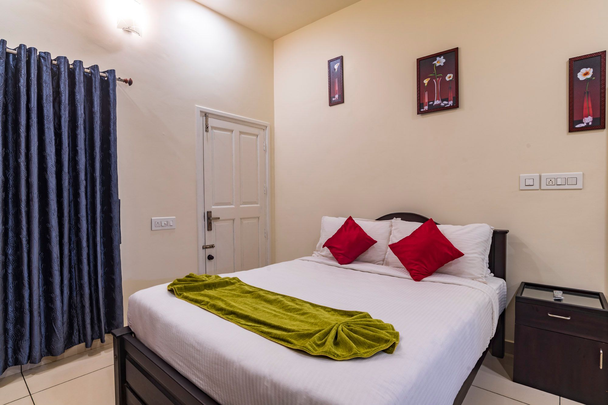 Pine Clough Holidays Vagamon Deluxe Room 3