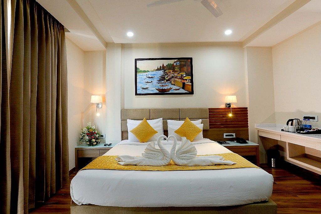 Hotel Dolphin Grand Superior Double Room 14