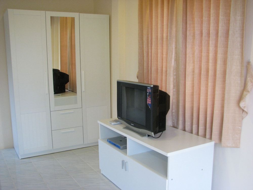 Krabi Discovery Resort Deluxe Bungalow 6