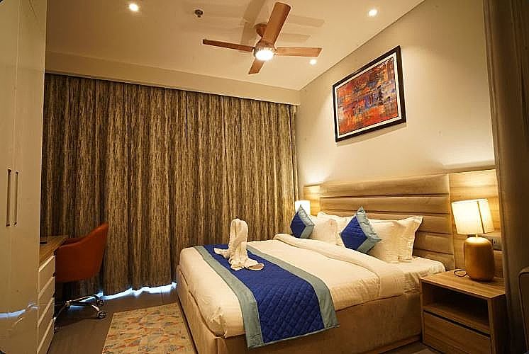 Luxury Room with Balcony (River View)