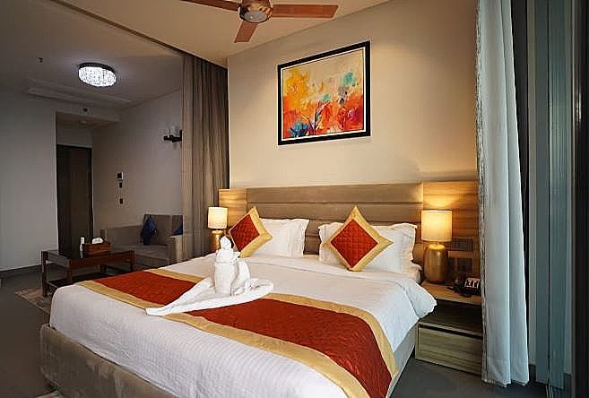 Luxury Room with Balcony (River View)